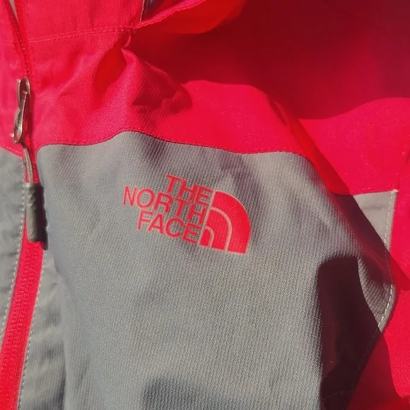 The North face women's pink, gray, hoodie jacket medium - Picture 3 of 7